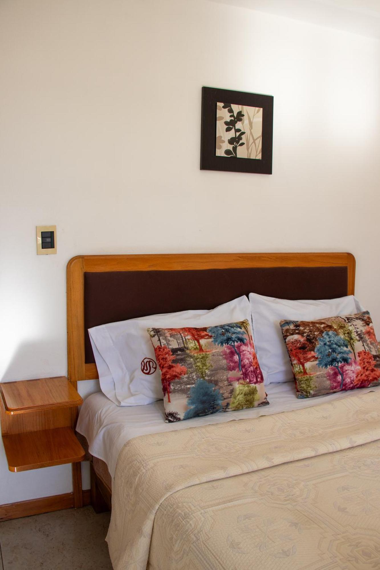 Suites Sevilla Puebla Buitenkant foto