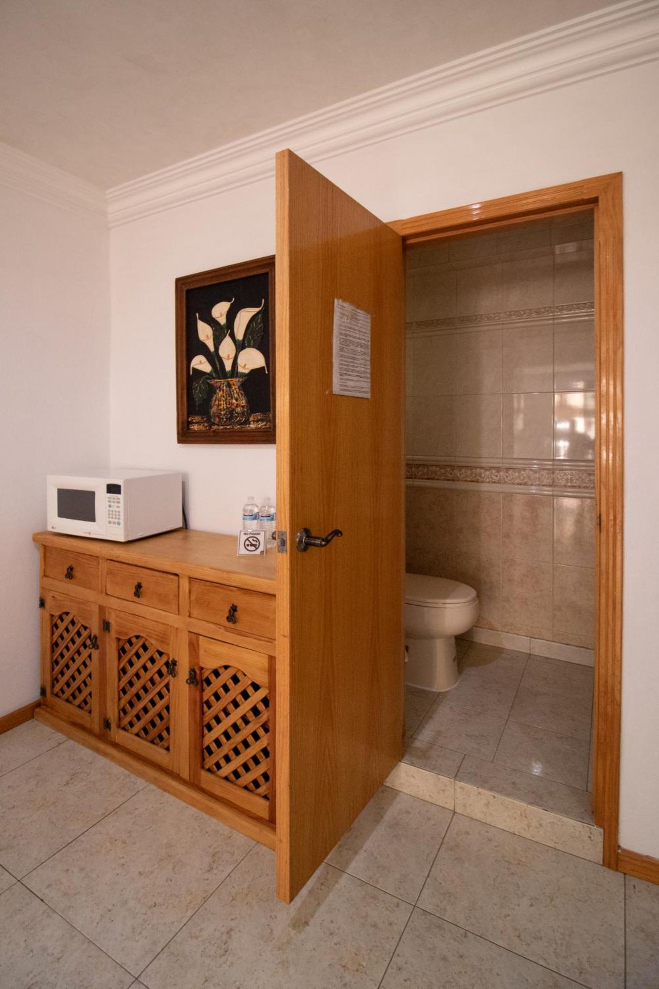 Suites Sevilla Puebla Buitenkant foto