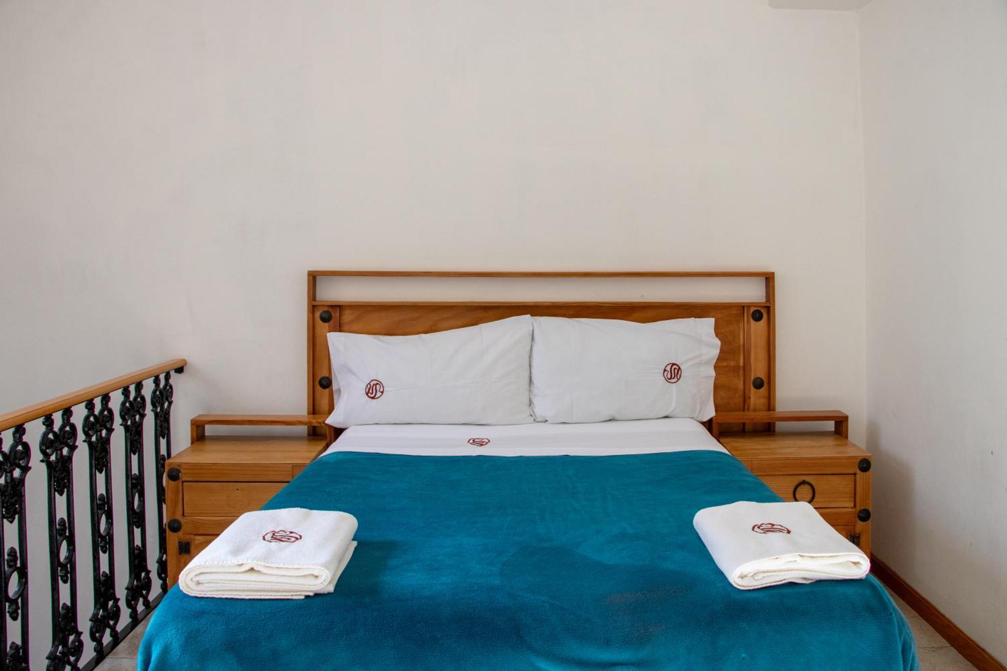 Suites Sevilla Puebla Buitenkant foto