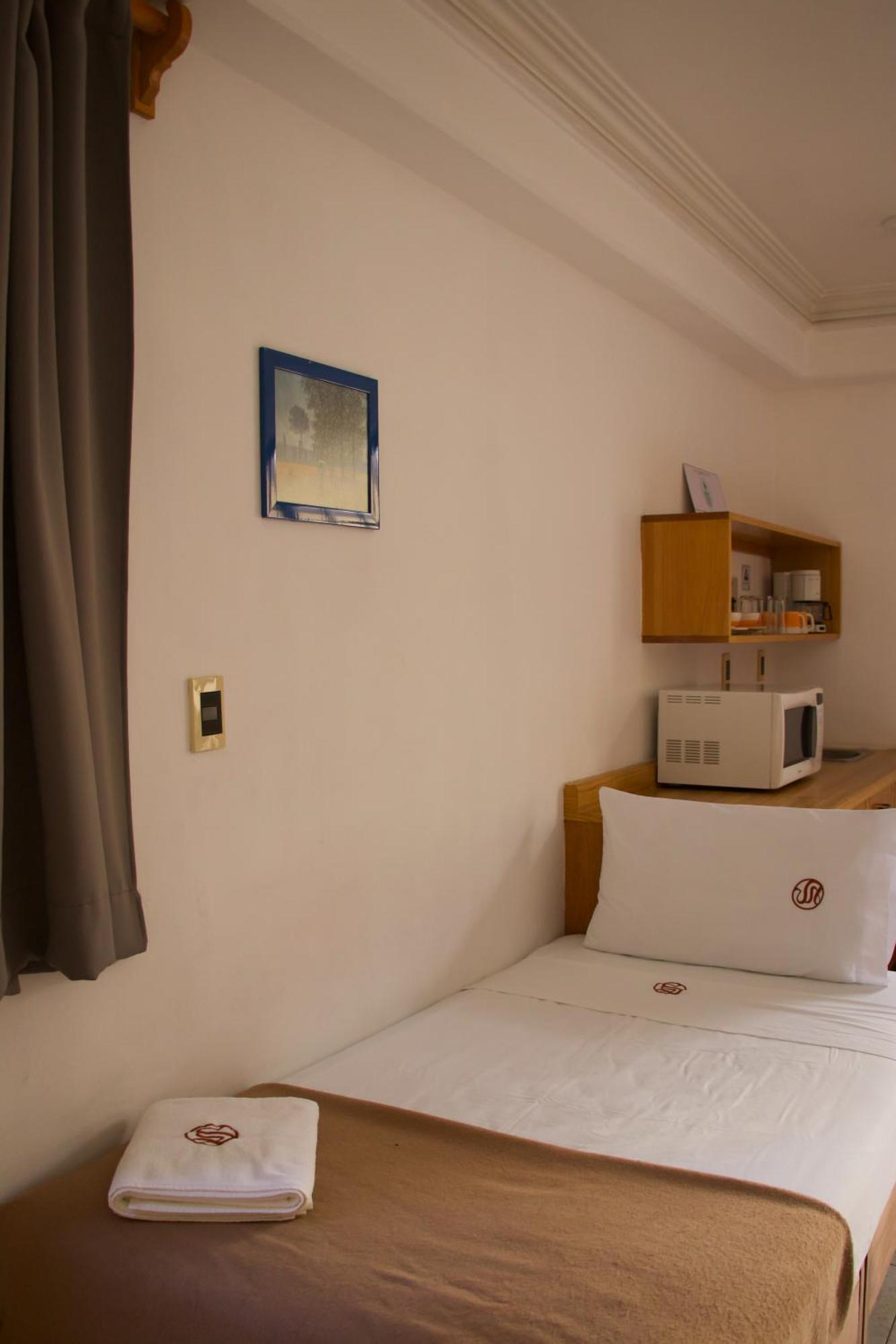 Suites Sevilla Puebla Buitenkant foto