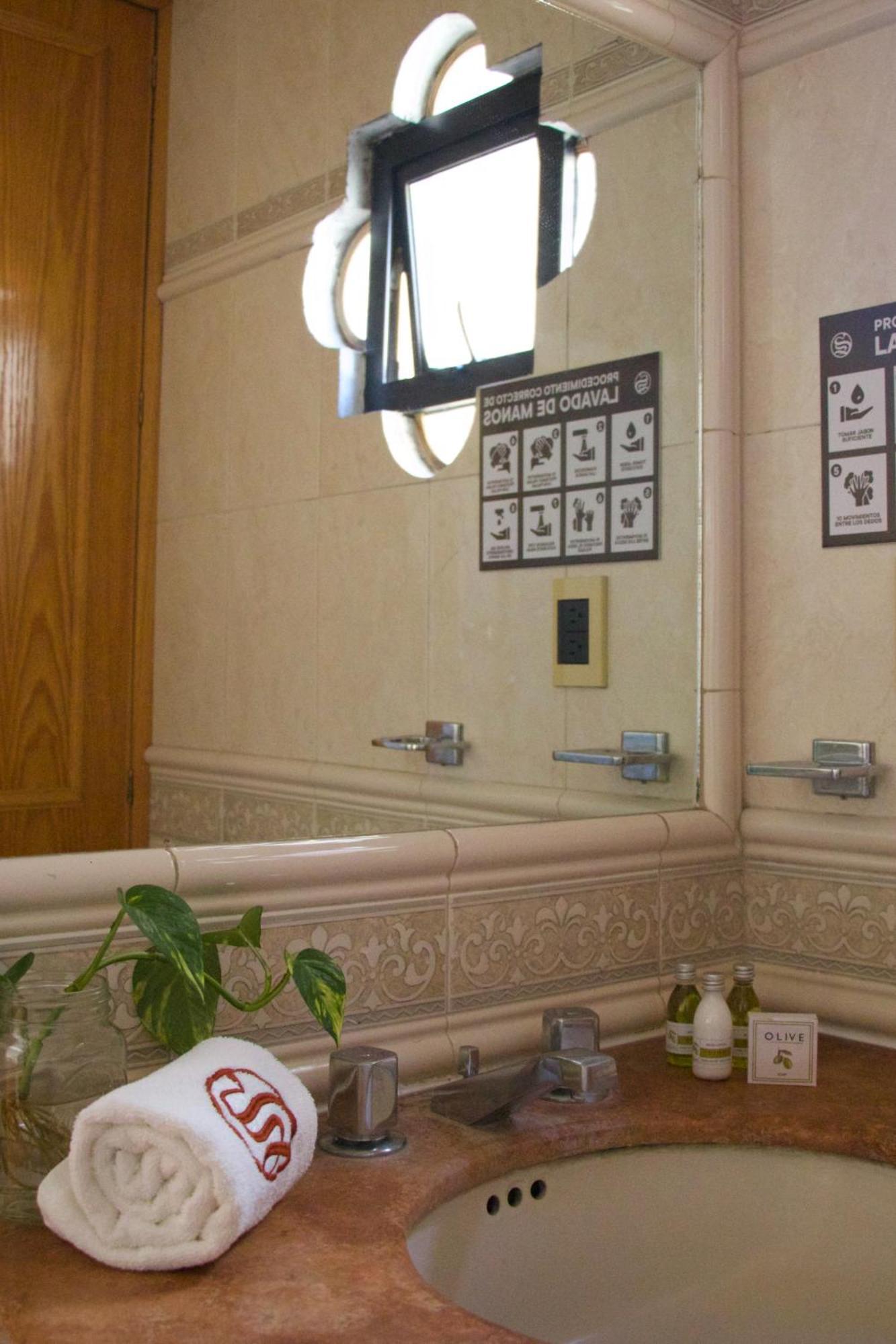 Suites Sevilla Puebla Buitenkant foto
