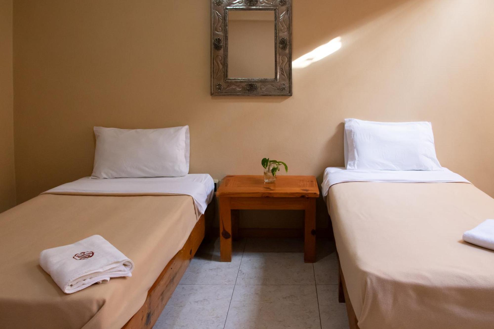 Suites Sevilla Puebla Buitenkant foto